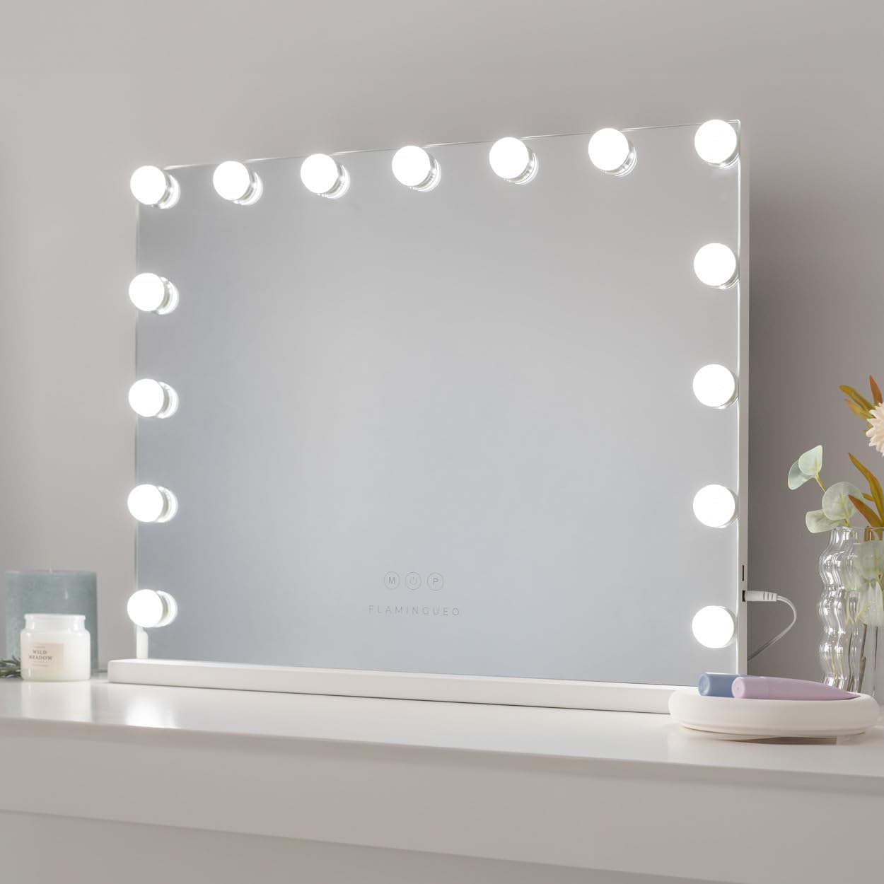 Flamingueo Makeup Mirror with Lighting