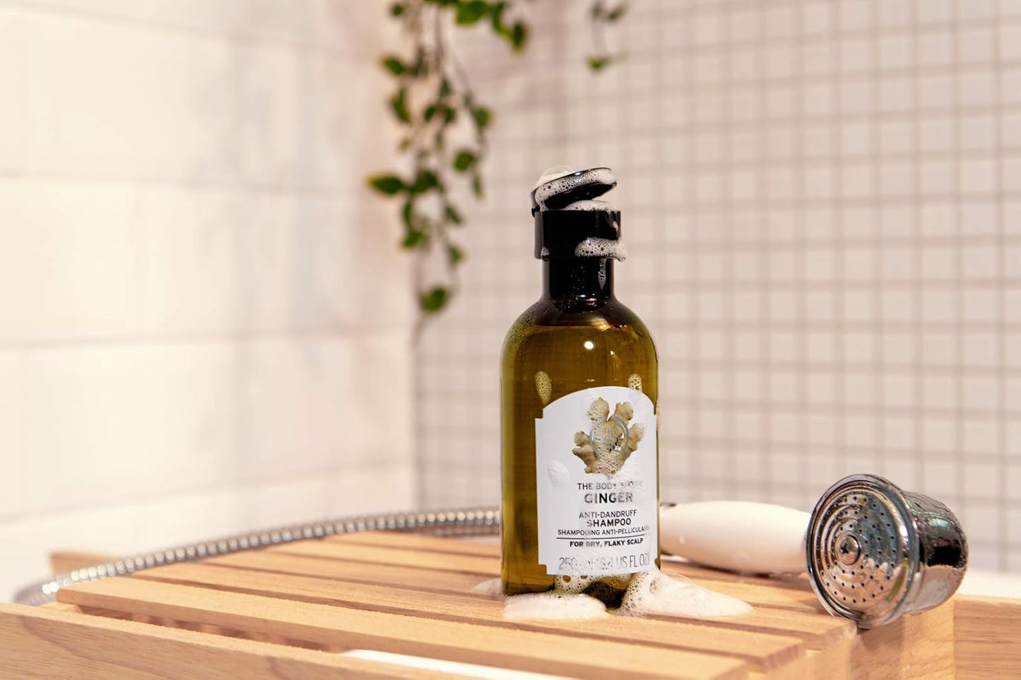 The Body Shop Ginger Dandruff Shampoo - 400ml