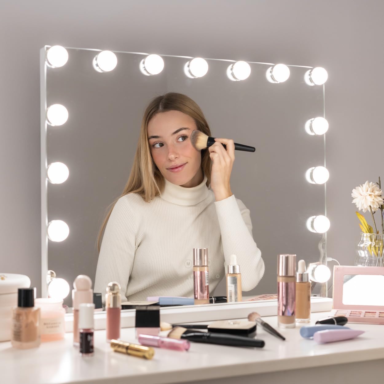 Flamingueo Makeup Mirror with Lighting