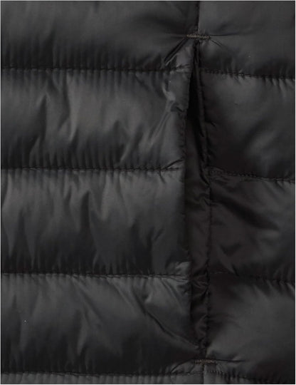 Amazon Essentials boys’ lightweight water-resistant packable puffer vest with hood